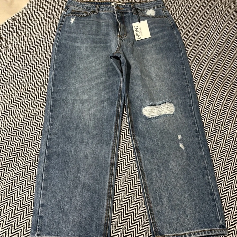 EVIDNT Malibu Medium Wash Distressed Girlfriend Jeans | Sz 27 - Picture 10 of 11